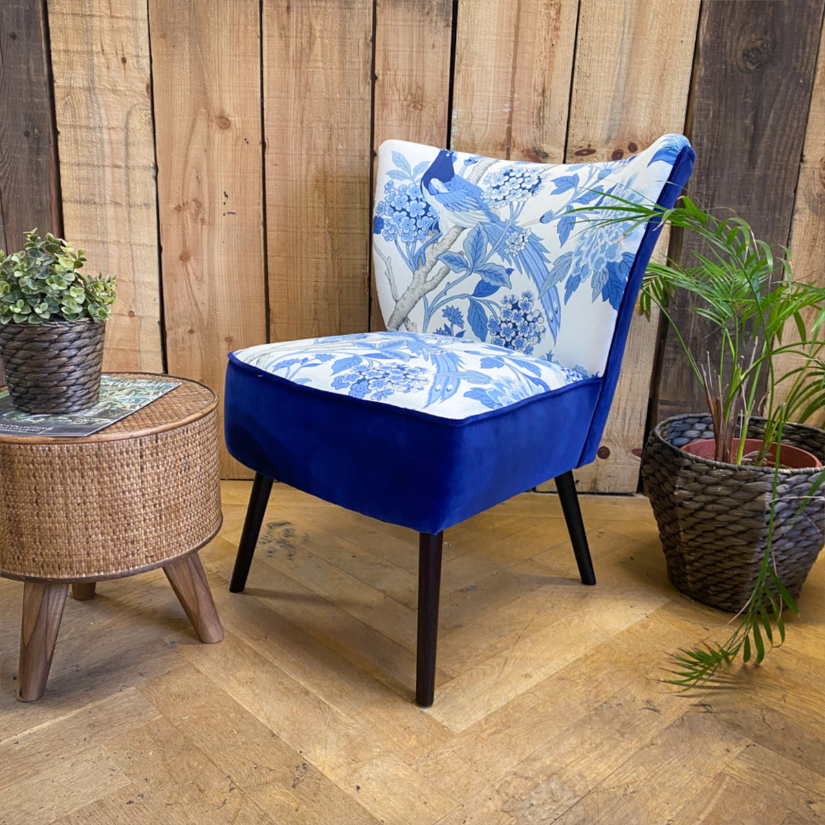 Phoebe Chair - Hydrangea Bird Blue Verese Indigo – The Home Company Skipton